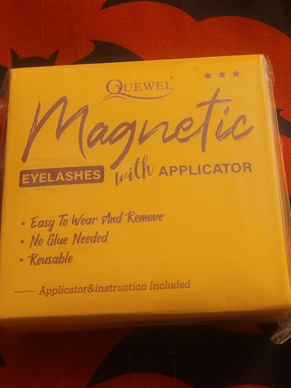 Quewel Magnetic Eyelashes with Applicator